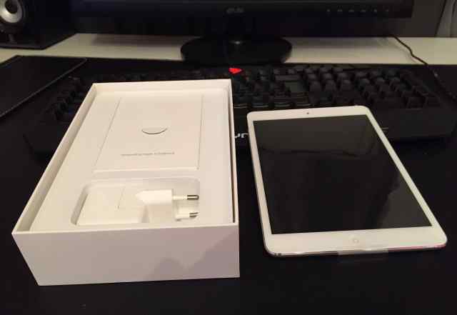 Новый iPad mini 2 32 gb wifi Cellular White Ростес