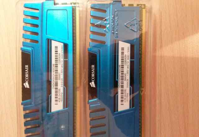 DDR3 Corsair CMZ4GX3M2A1600C9B
