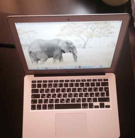 MacBook Air 13 intel core i5/28 ssd/4 gb, 2014