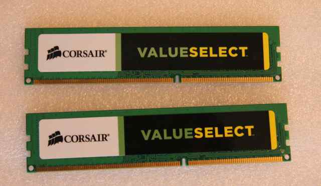 Corsair CMV4GX3M1A1333C9 DDR3 память