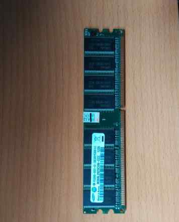 Оперативка 1GB DDR OC3200 CL3
