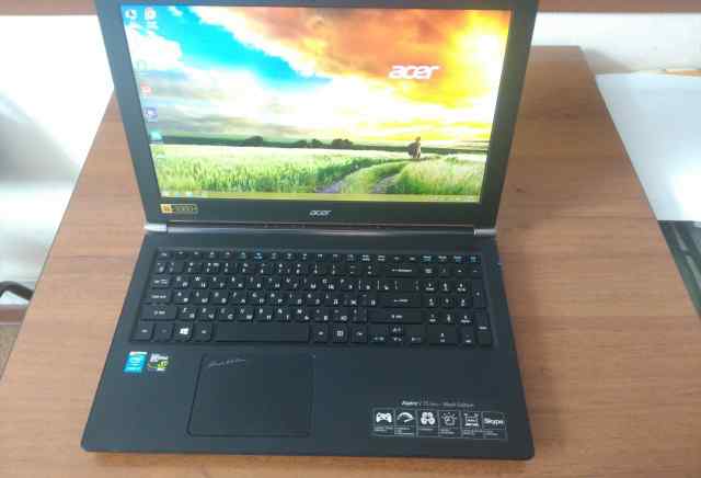 Acer Aspire Nitro V15, i7, GTX 860m, IPS