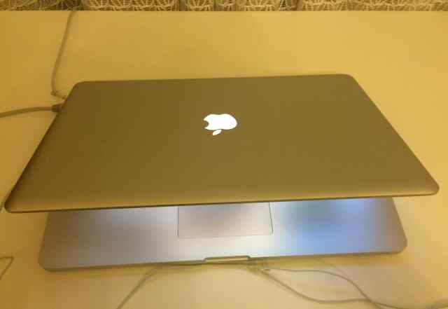 MacBook Pro (17 дюймов, середина 2009 г.)