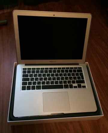 Apple MacBook Air 13 (md760ru/a)
