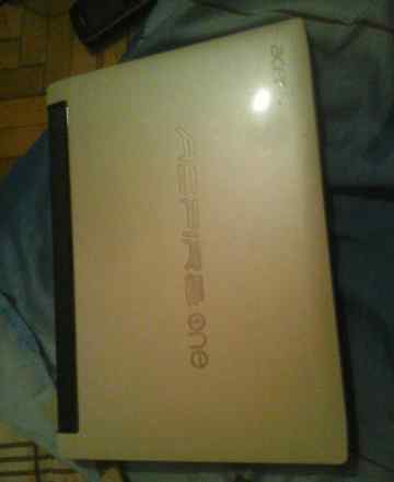    acer aspire one