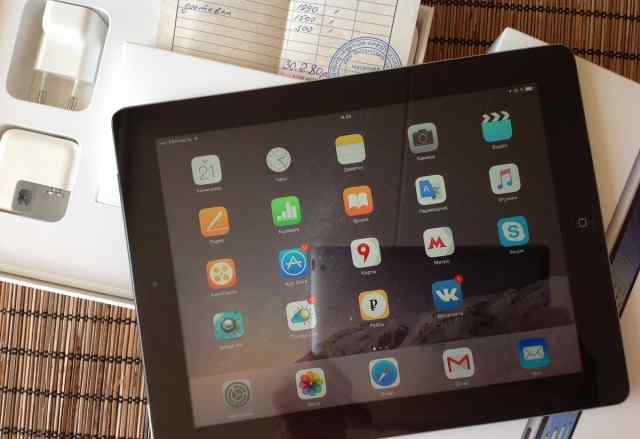 Apple iPad 3 Retina 32Gb Wi-Fi + Cellular рст