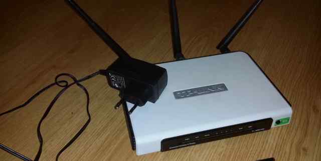 Wi-Fi роутер TP-link TL-WR941ND