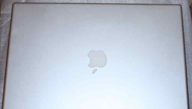 MacBook Pro 15 дюймов