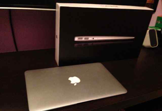 MacBook Air (11-inch, Mid 2011) 128Gb