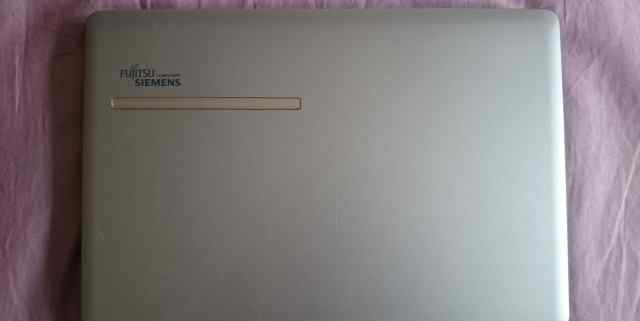 Ноутбук Fujitsu-Siemens Amilo M6450G