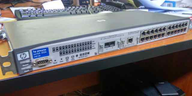 Управляемый коммутатор HP Procurve 2524 (J4813A )
