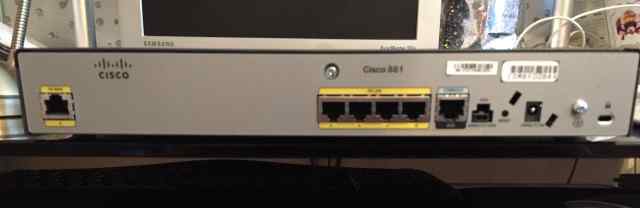 Cisco 881 (MPC8300)