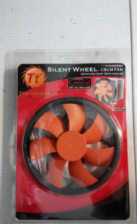 Thermaltake Silent Wheel новый в упаковке