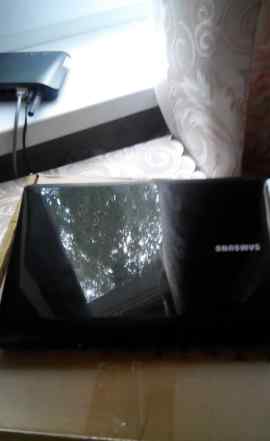 Нетбук Samsung N150 Plus