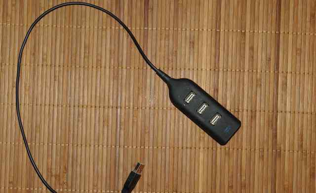 USB хаб Konoos UK-02 (картридер)