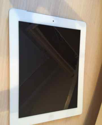 Apple iPad 3 64GB wi-fi+ 3g модель A-1430