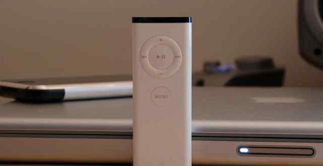 Пульт Apple Remote A1156
