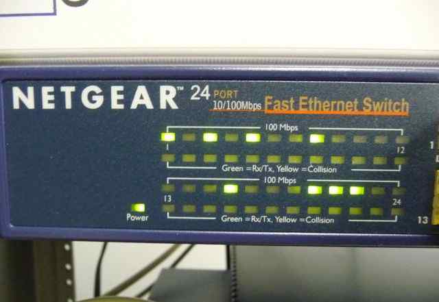 Коммутатор (свитч) Netgear FS524 24 порта 100Mb/s